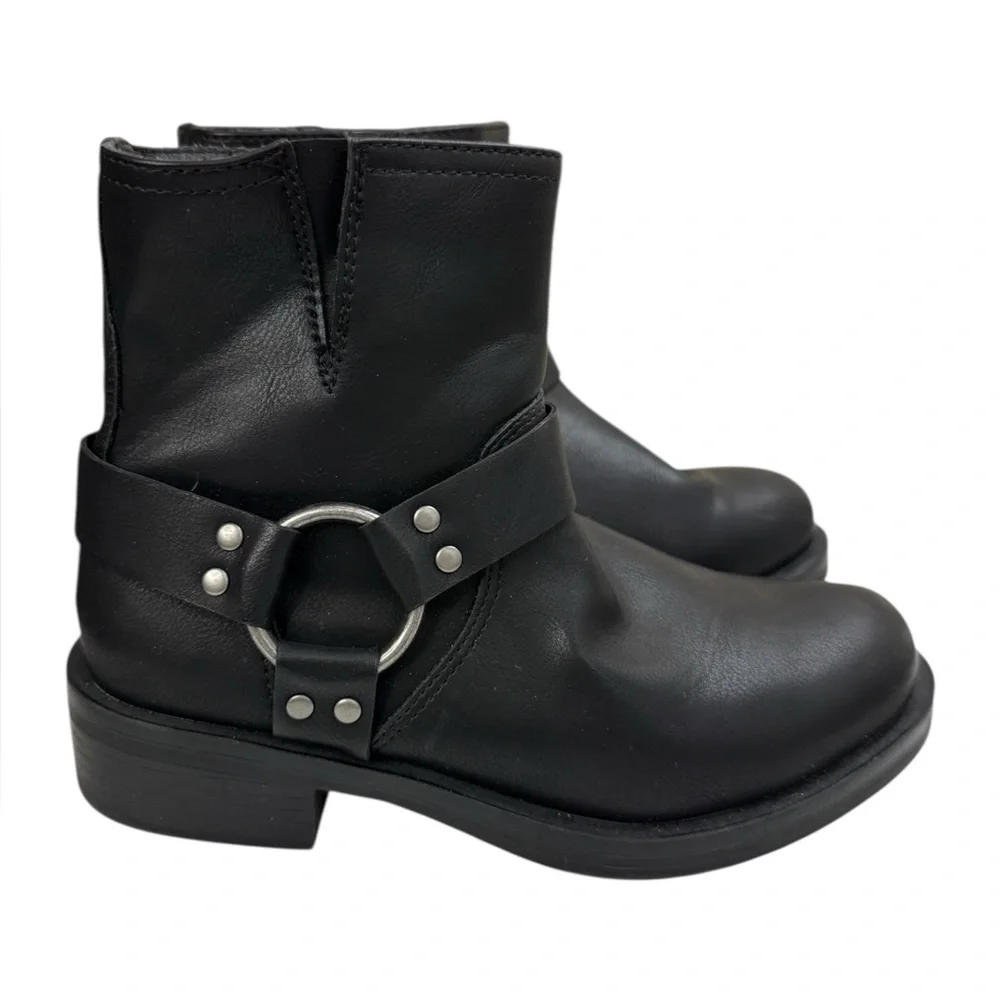 STEVE MADDEN Jengine Harness Moto Boots Girl sz 1